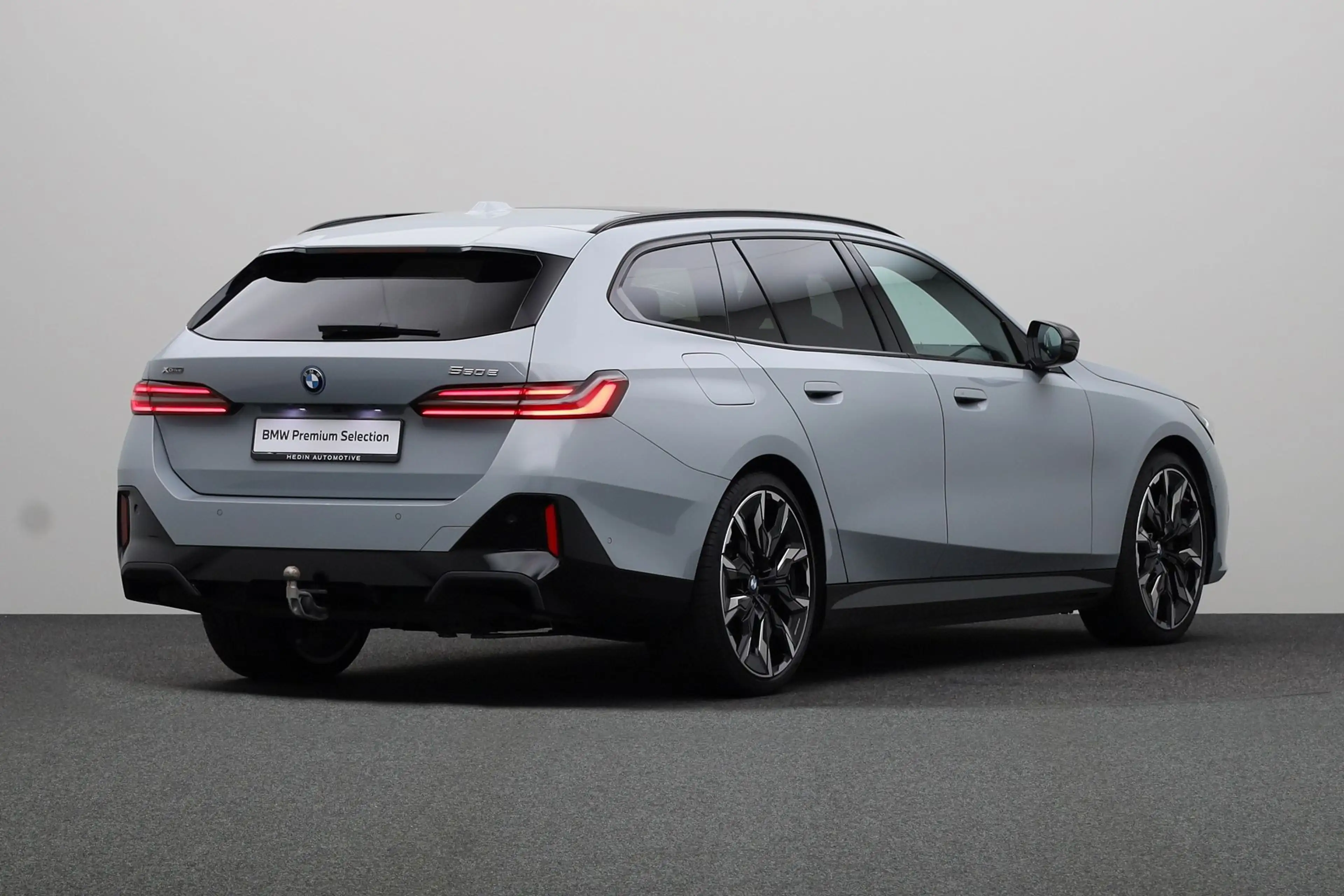 BMW 550 5-serie Touring 550e xDrive | M-Sport Stoelen | Ad — photo 2