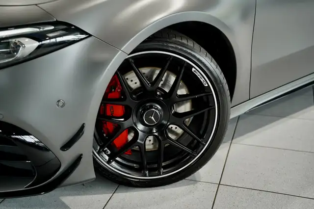 Mercedes-Benz A Class view 3