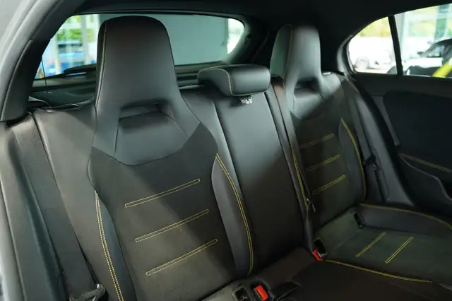 Mercedes-Benz A-Class view 29