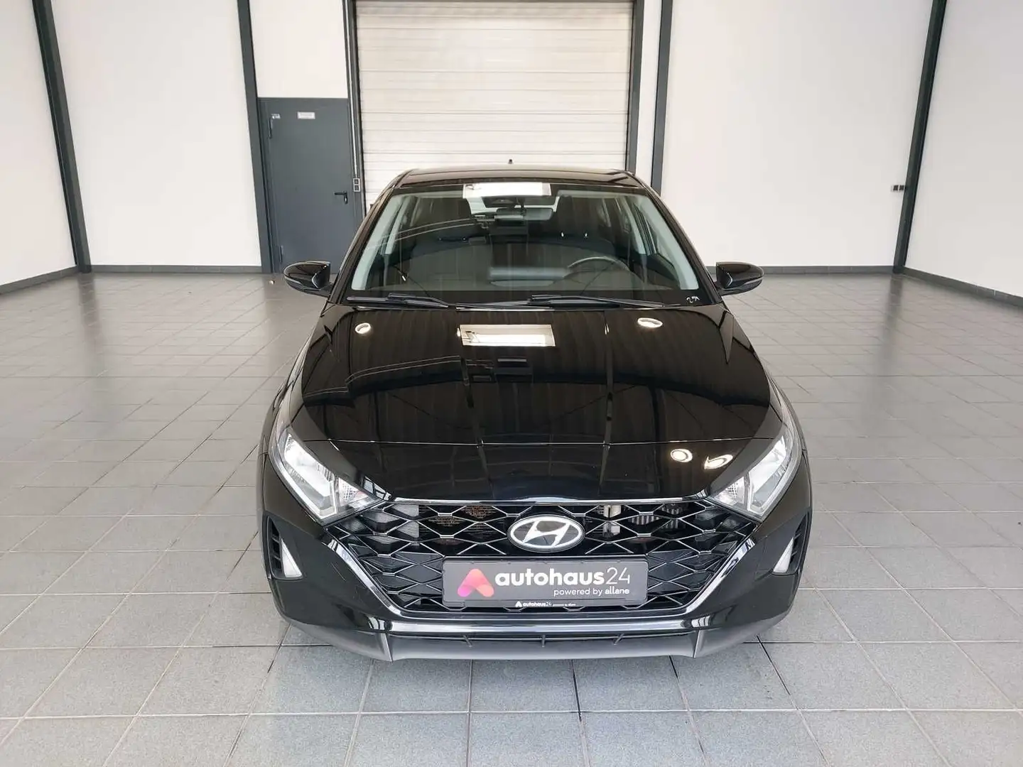 Hyundai i20 1.0 T-GDI Trend Mild-Hybrid|CarPlay Schwarz - 2