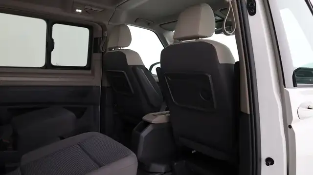 Volkswagen T7 Multivan VW T7 Multivan Business eHybrid 180 kW 4MOTION Ansicht 18