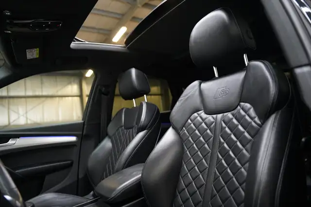 Audi Q5 view 14