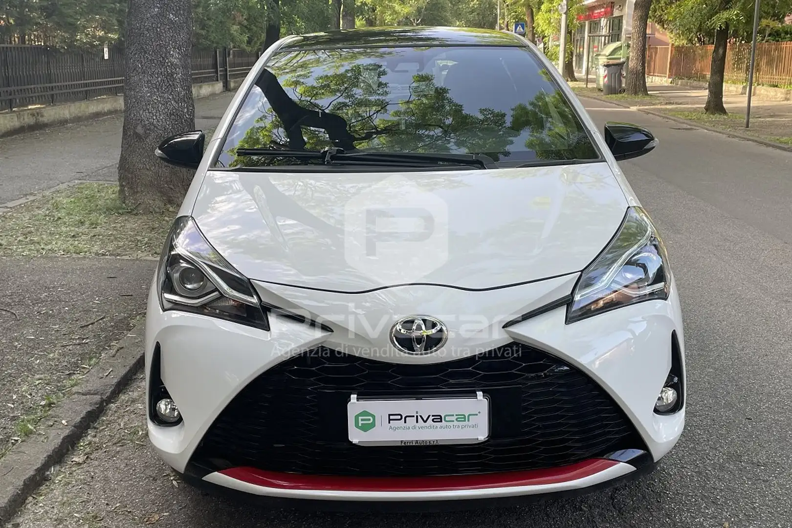 Toyota Yaris Yaris 1.5 Hybrid 5 porte GR-S Wit - 2