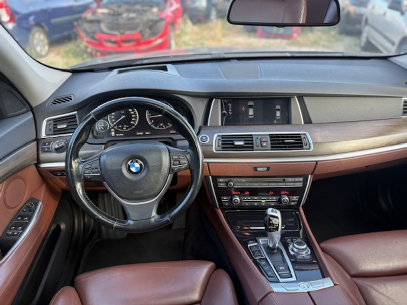BMW 530 530 d xDrive GT — photo 8