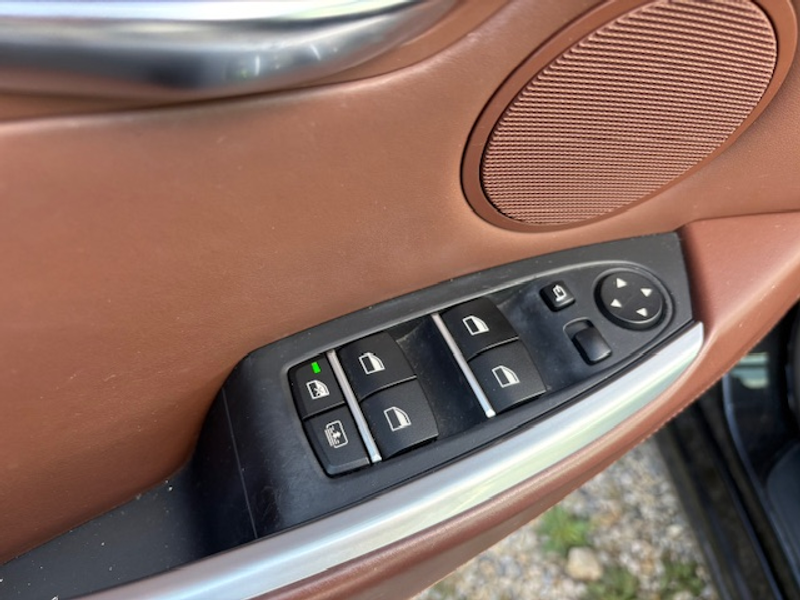 BMW 530 530 d xDrive GT — photo 17