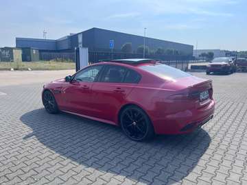 2.0 T P250 R-Dynamic/Pano/Leder/19"/CAM