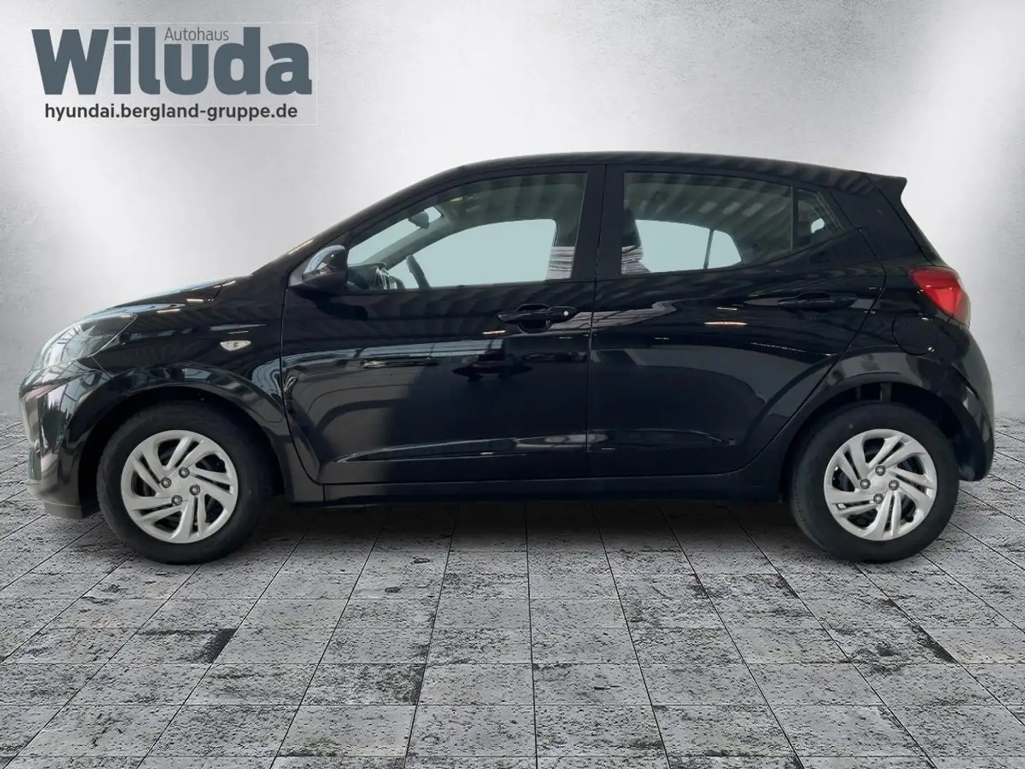 Hyundai i10 Select 1.0 Benzin (63 PS) 5-MT 2WD Schwarz - 2