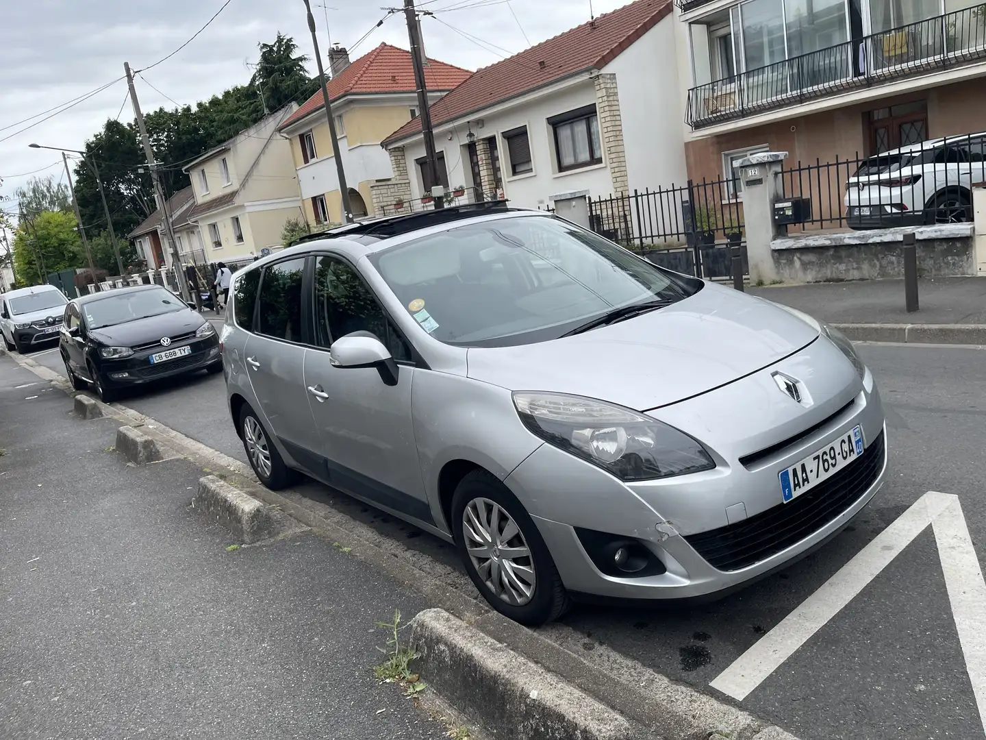 Renault Grand Scenic Grand Scénic III dCi 130 FAP Dynamique 7 pl Gri - 1