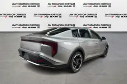 Kia K4 снимка Kia K4