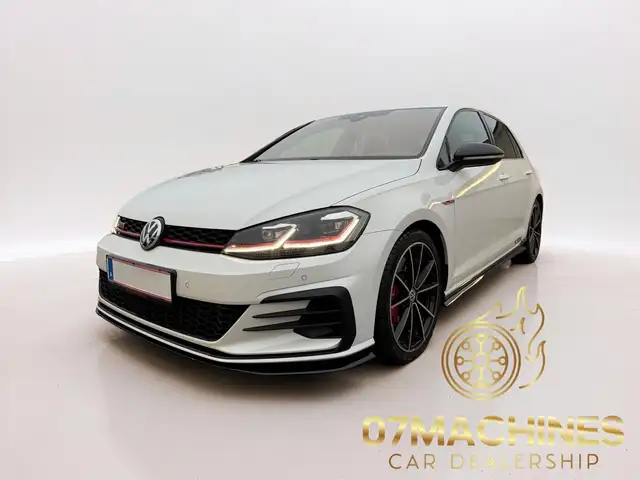 Volkswagen Golf GTI GTI TCR! Akrapovic Auspuff ab Werk!!!