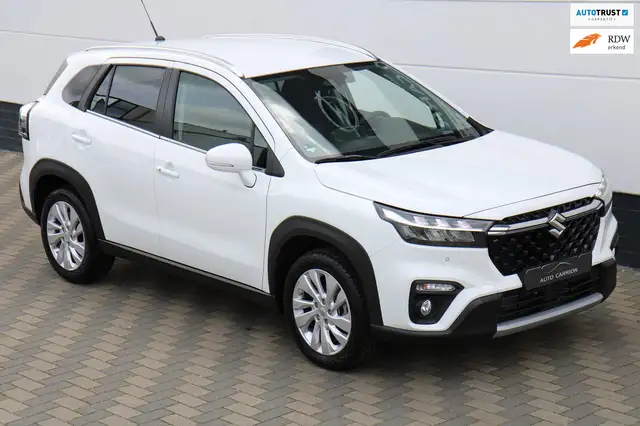 Suzuki S-Cross 1.4 Boosterjet Smart Hybrid Carplay BTW !!