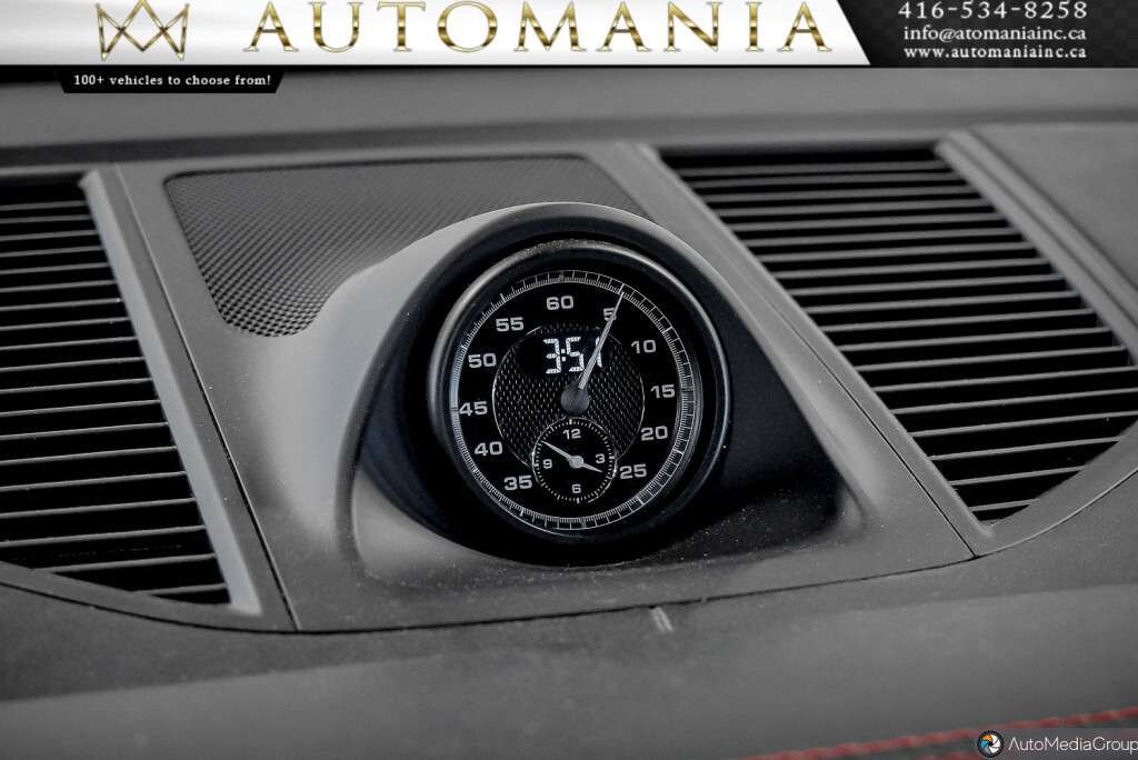 2023 Porsche Macan T 4dr All-Wheel Drive Automatic thumb 29