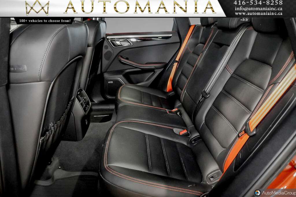 2023 Porsche Macan T 4dr All-Wheel Drive Automatic thumb 15