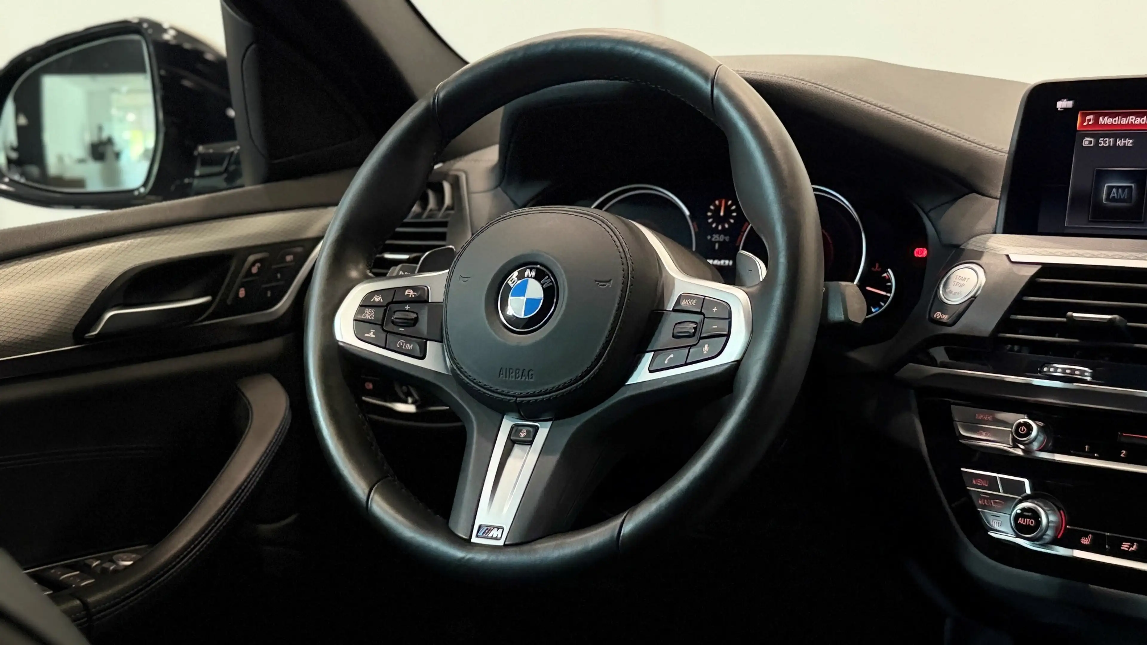 BMW X4 M i AHK adapt.LED HUD DA-Prof. 21 Zoll — photo 14