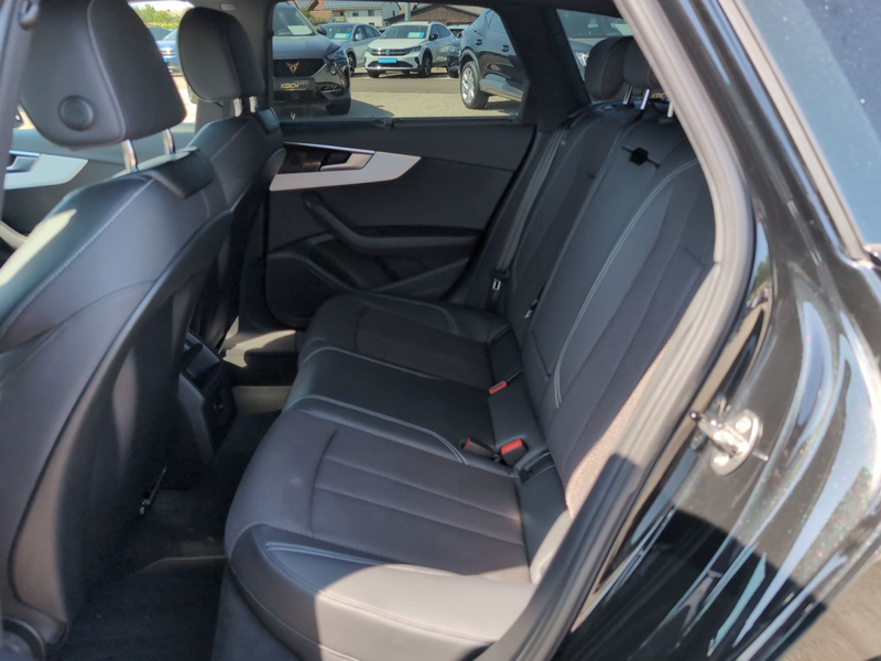 Audi A4 40 TDI S-Tronic S-Line, LED, Tour, AHK, — photo 13