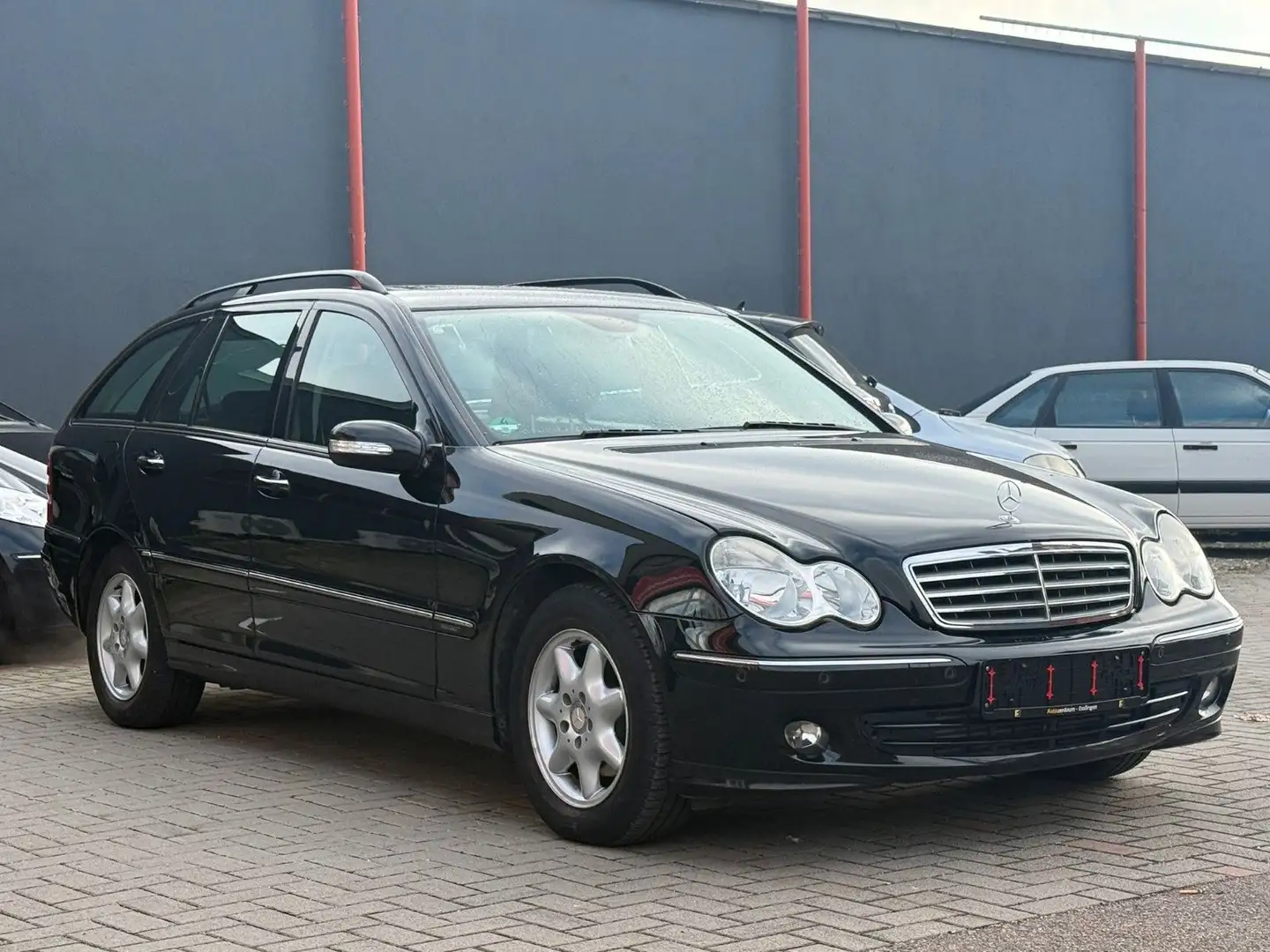 Mercedes-Benz C 200 KOMPRESSOR T ELEGANCE Schwarz - 1
