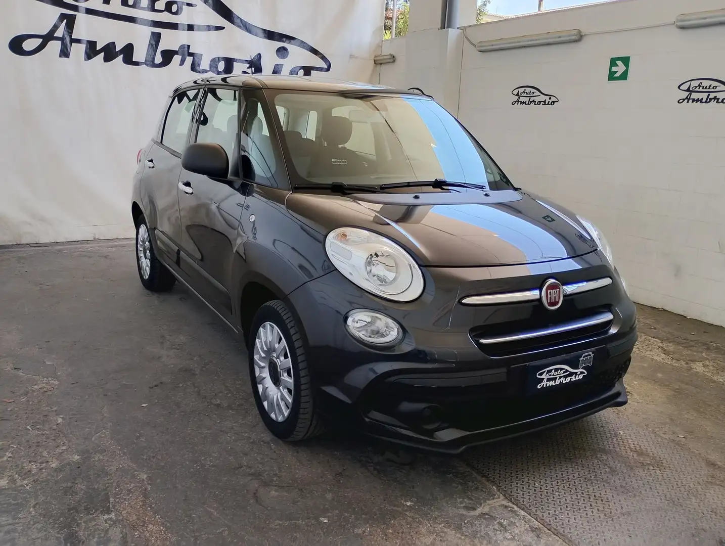 Fiat 500L 1.3 Multijet 95 CV Business da 149,00 al mese Nero - 2
