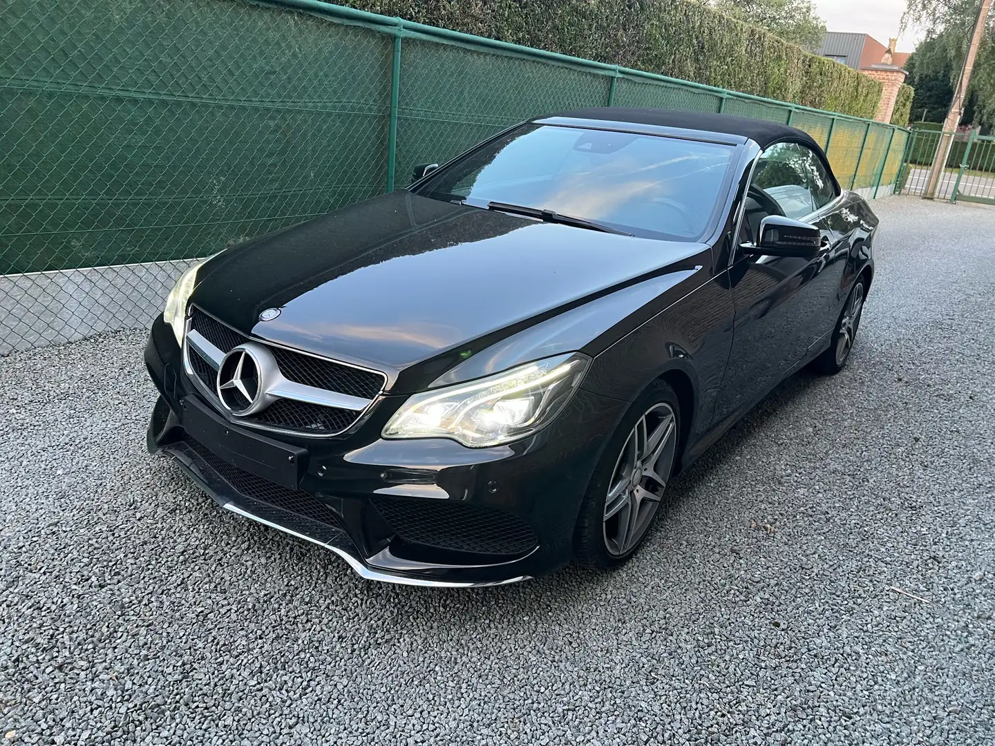 Mercedes-Benz E 250 (BlueTEC) d Cabrio.  AMG.  full option Noir - 1