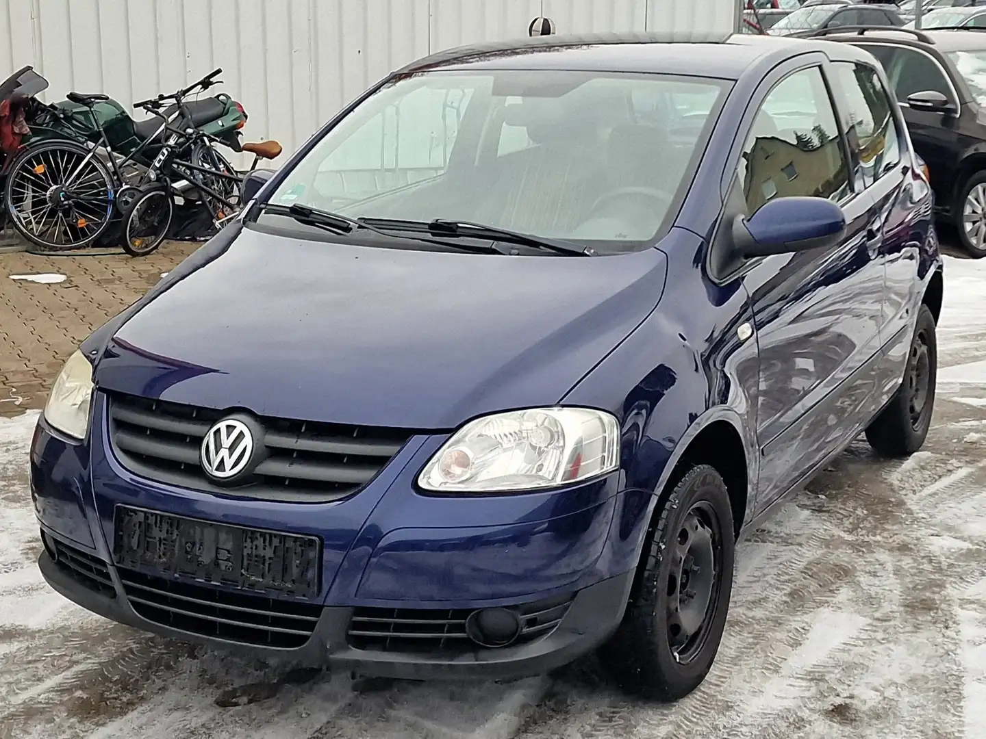Volkswagen Fox 1,4 I Klima, ELFH, Servo, ZV, Radio, ABS, Top Blau - 1