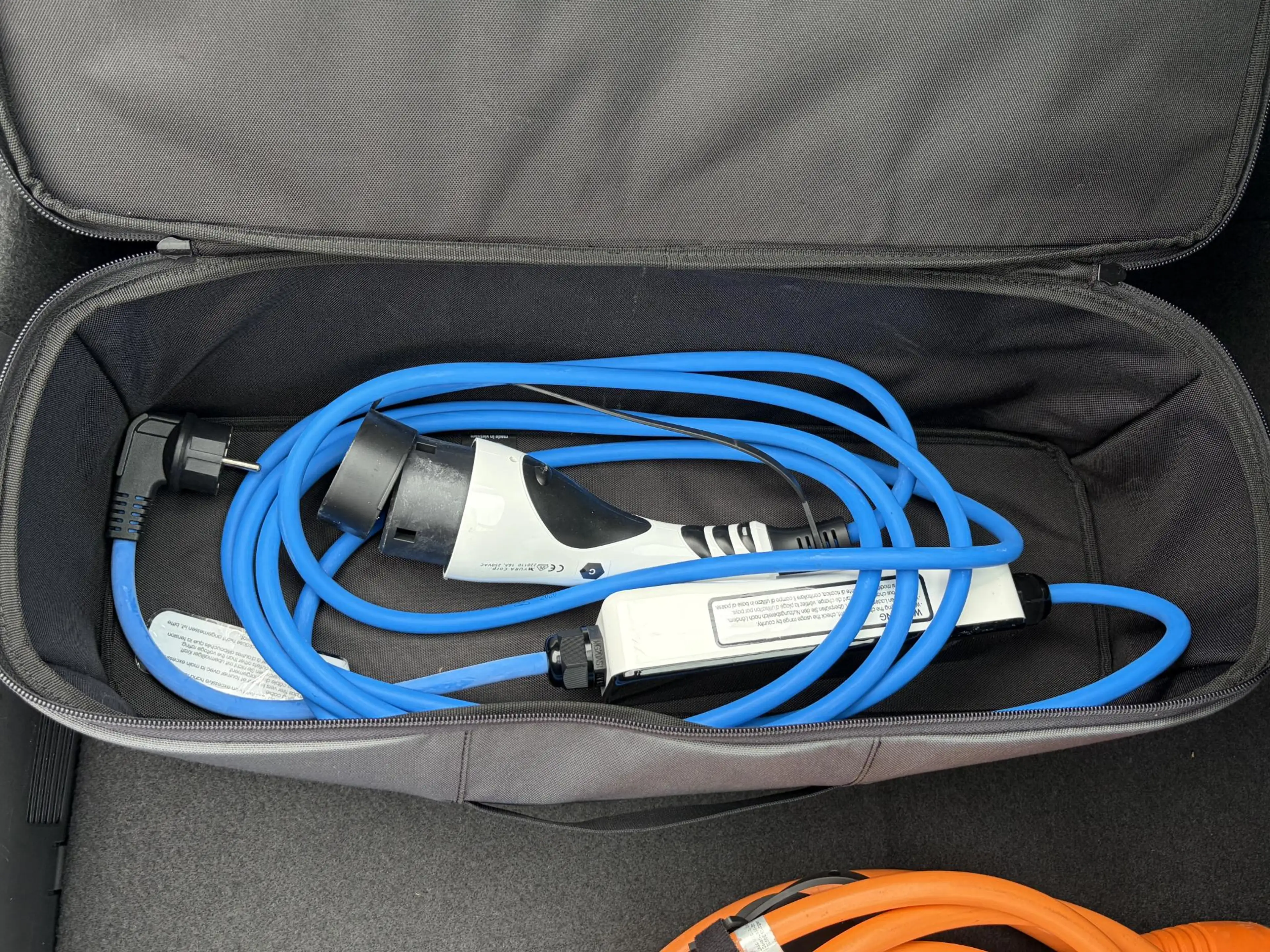 Hyundai IONIQ 1.6 GDi Comfort - Plus / Dealer Onderhouden / Stuu — photo 31