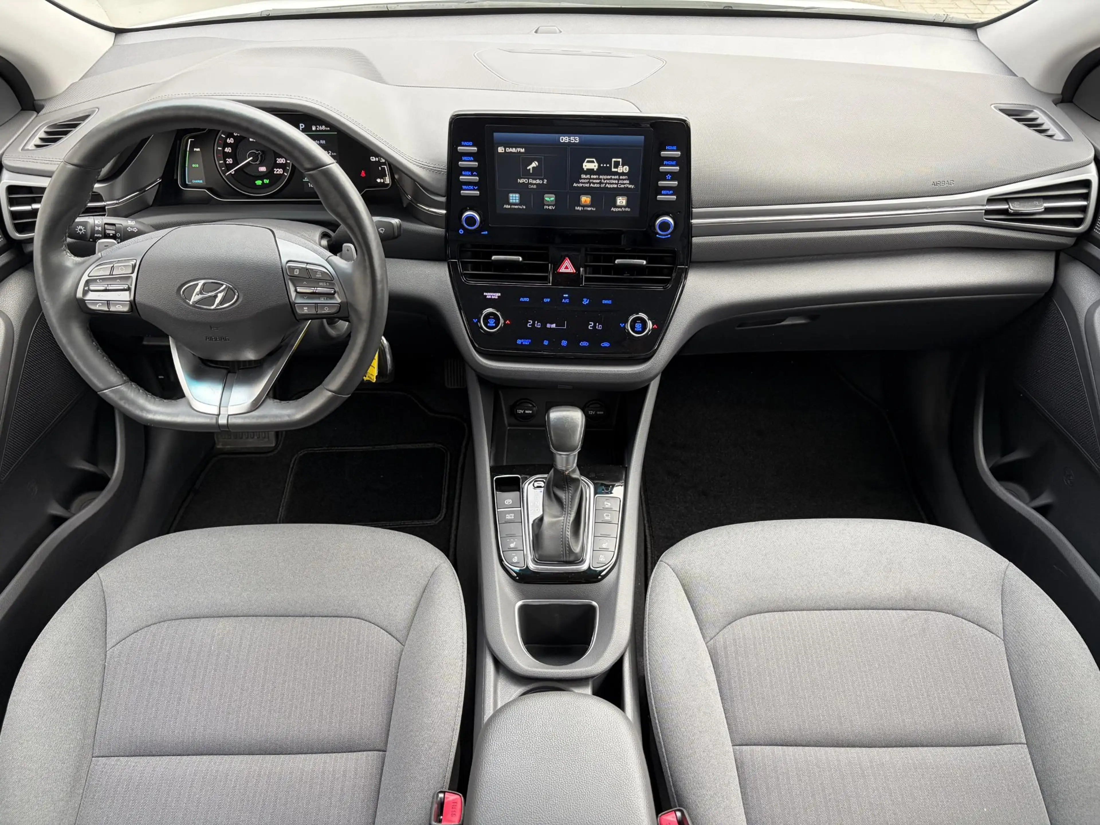 Hyundai IONIQ 1.6 GDi Comfort - Plus / Dealer Onderhouden / Stuu — photo 2