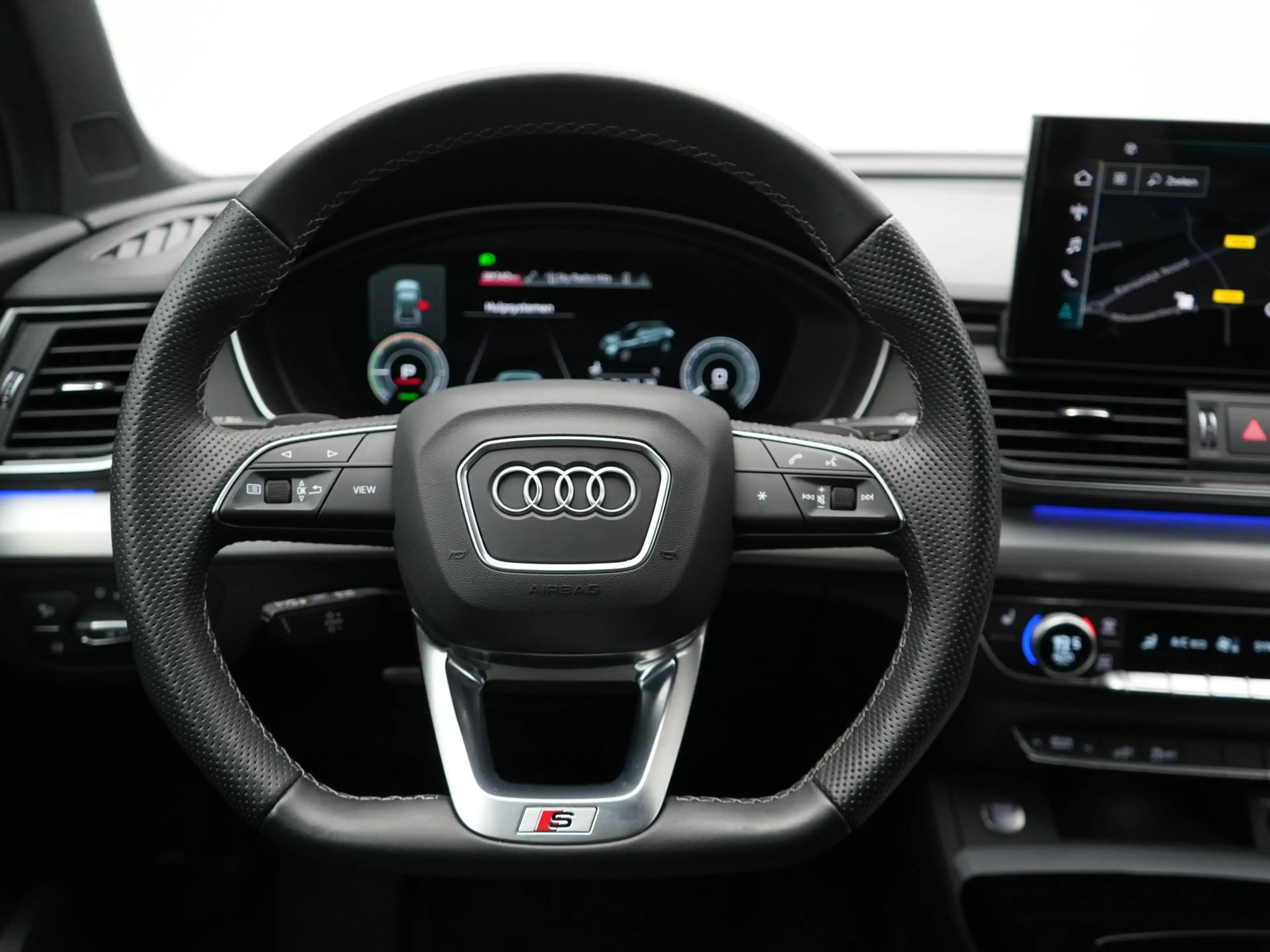 Audi Q5 50 TFSI e 2x S Line PHEV 300pk Dealer O.H | SOH 92 — photo 29