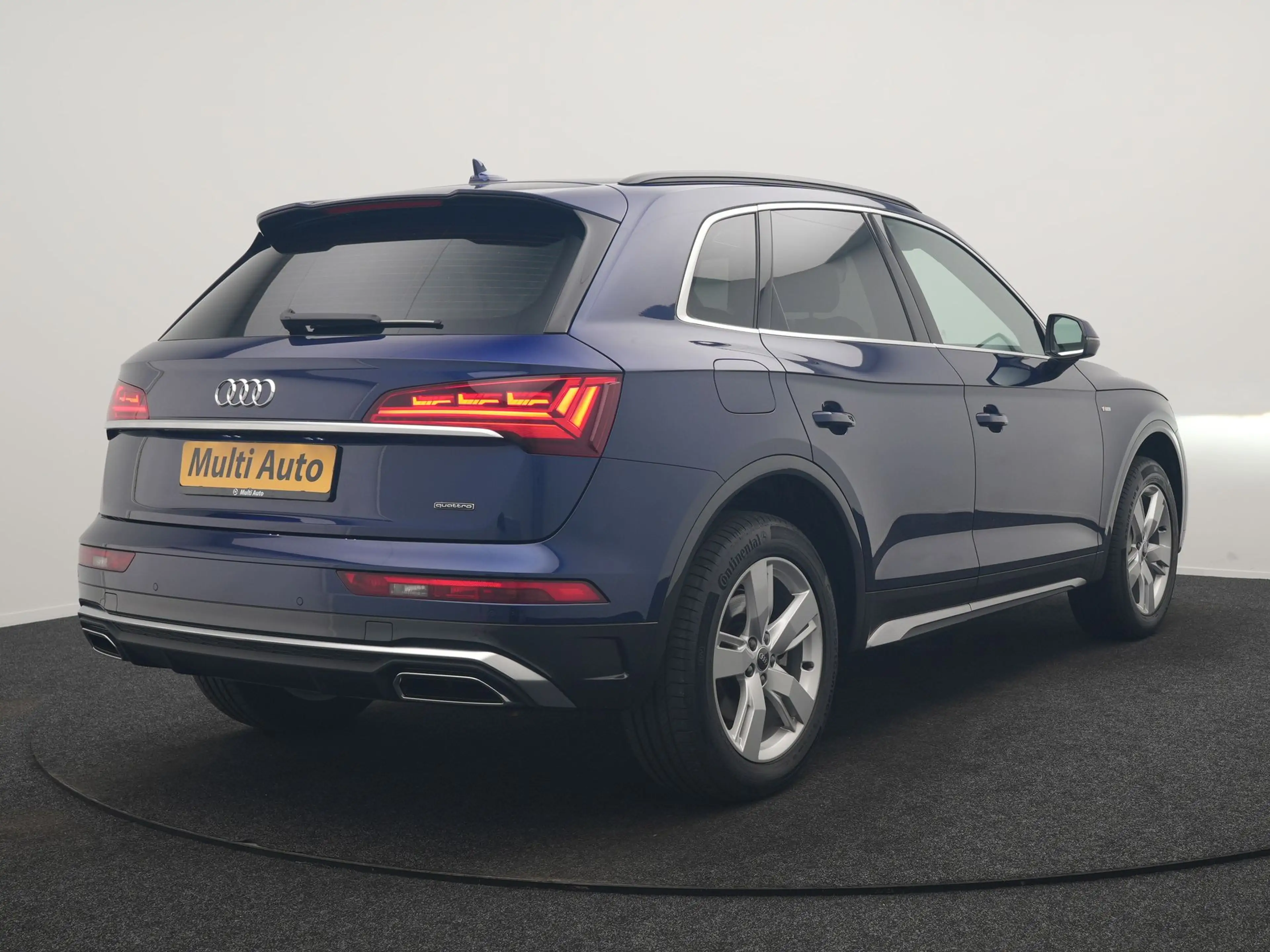 Audi Q5 50 TFSI e 2x S Line PHEV 300pk Dealer O.H | SOH 92 — photo 3