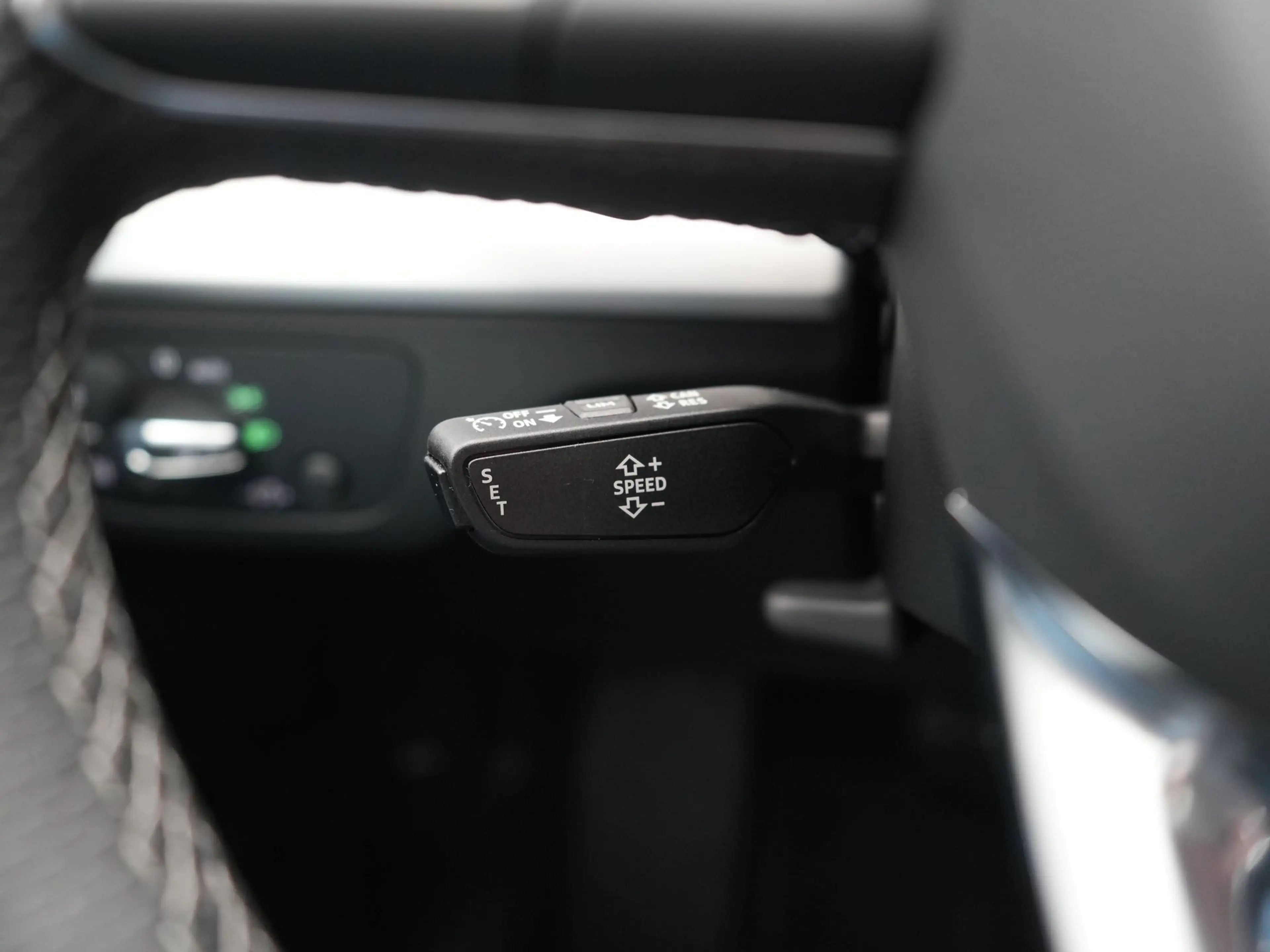 Audi Q5 50 TFSI e 2x S Line PHEV 300pk Dealer O.H | SOH 92 — photo 15
