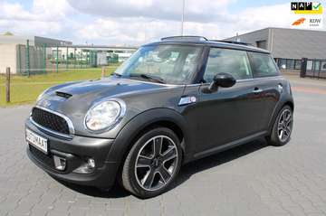 Mini 1.6 10 Years II AUTOMAAT
