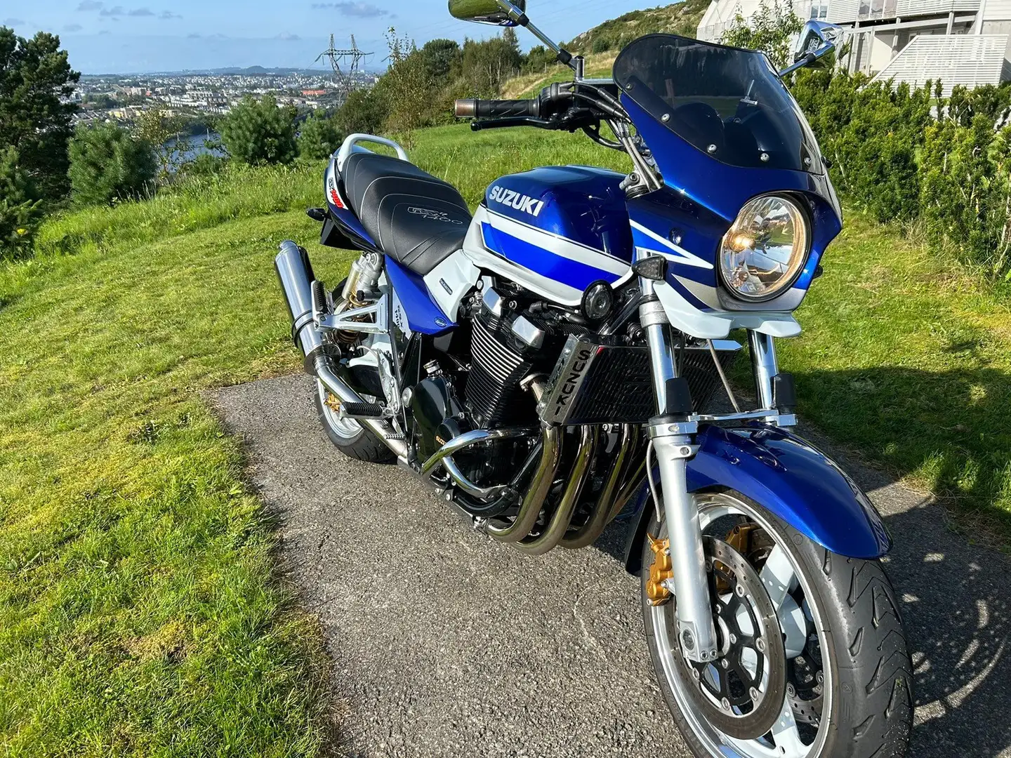 Suzuki GSX 1400 Blauw - 2