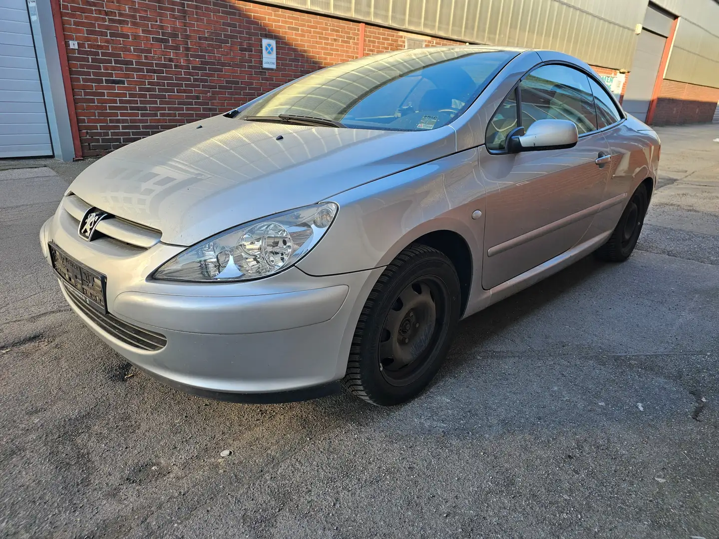 Peugeot 307 Filou 110. 120000 tkm Grau - 1