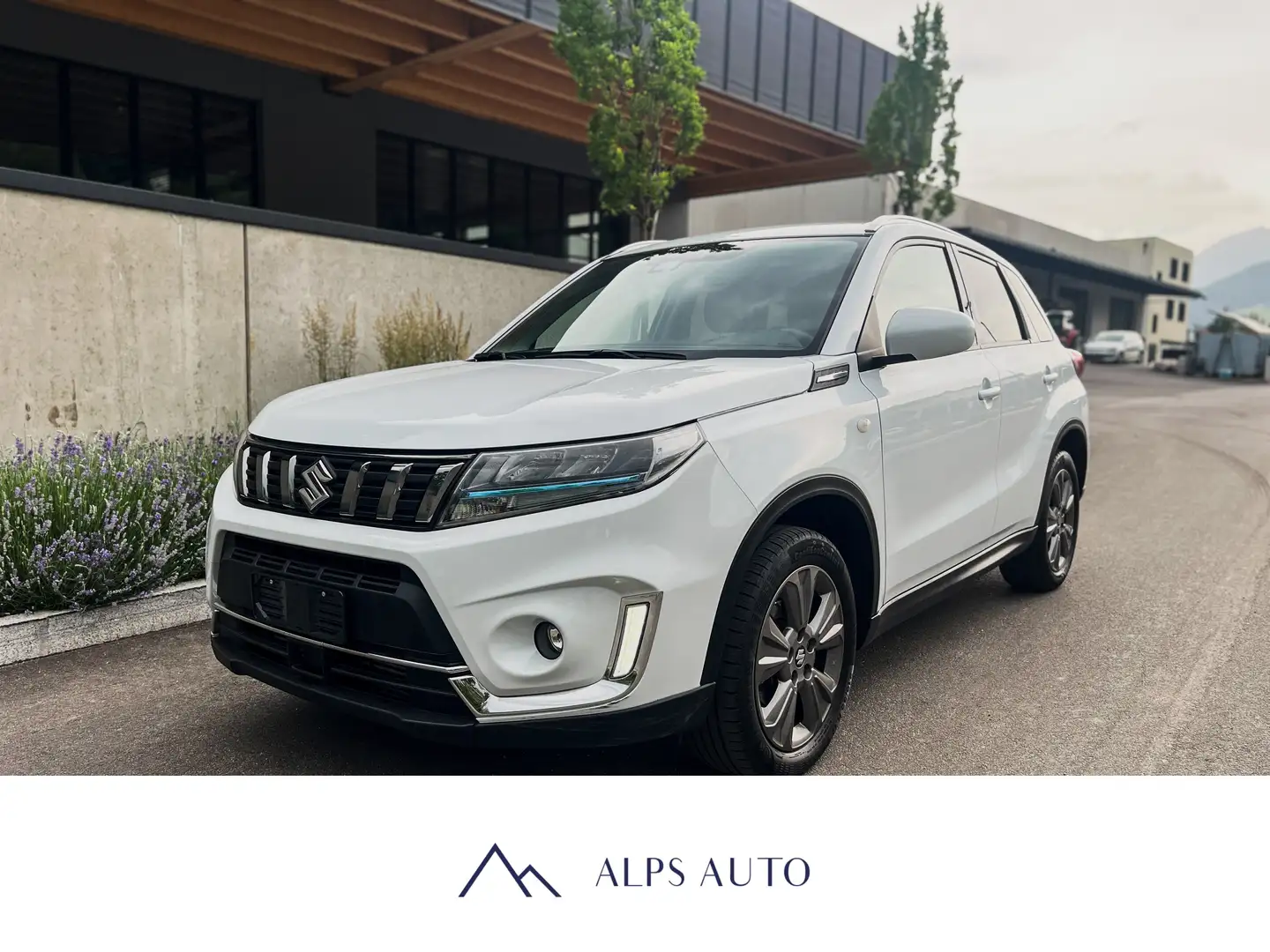 Suzuki Vitara 1.4 Hybrid Comfort Allgrip 4x4 Gancio LED Telecam. Blanco - 1