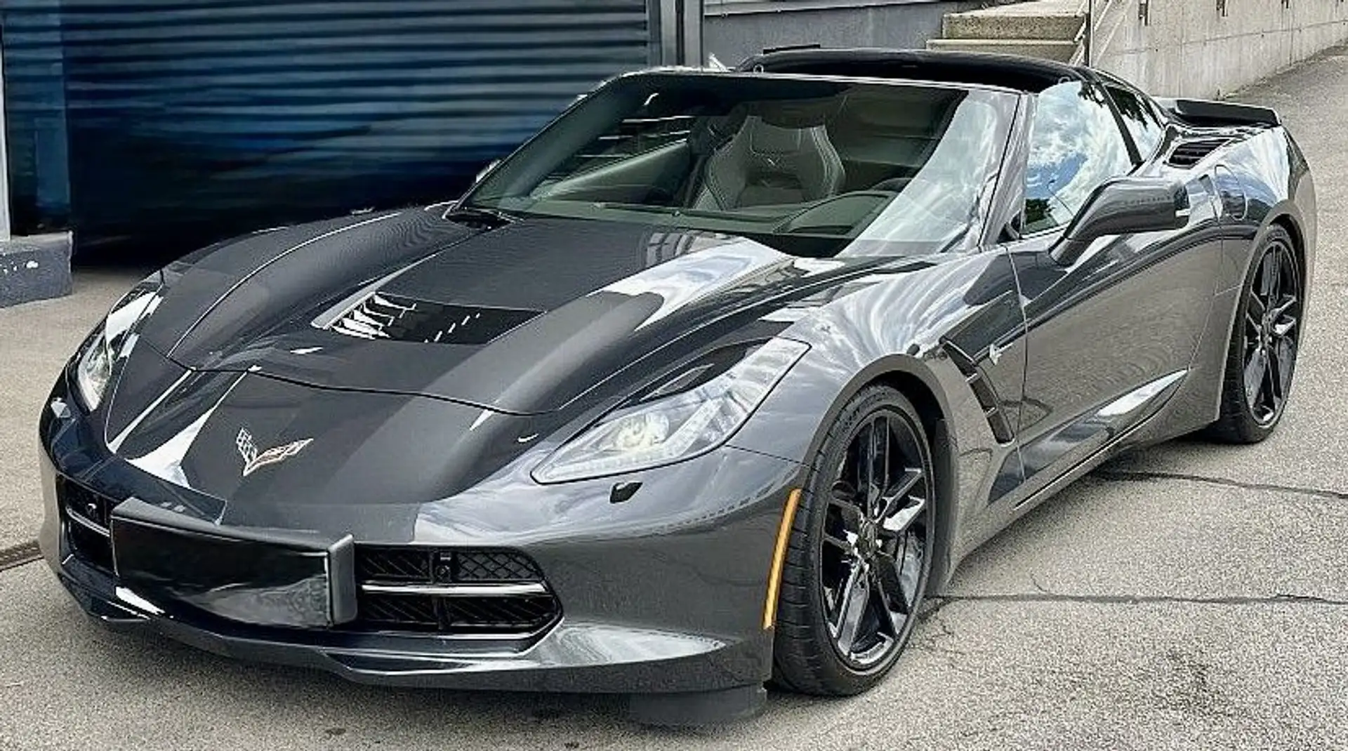 Chevrolet Corvette COUPE 6.2 V8 466 ch A - 2P Šedá - 1