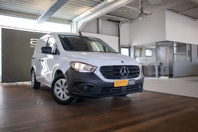 Mercedes-Benz Citan view 3