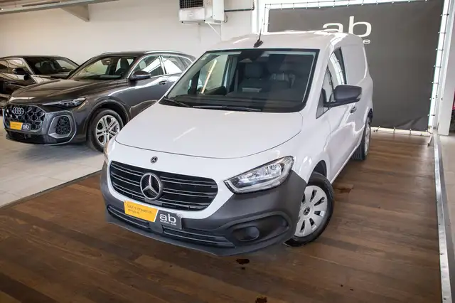 Mercedes-Benz Citan view 2