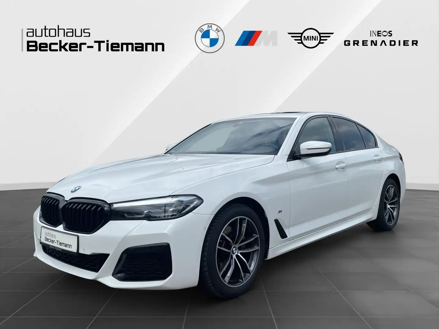 BMW 520 d Limousine M Sport | Glasdach | Kamera | Memory | Weiß - 1