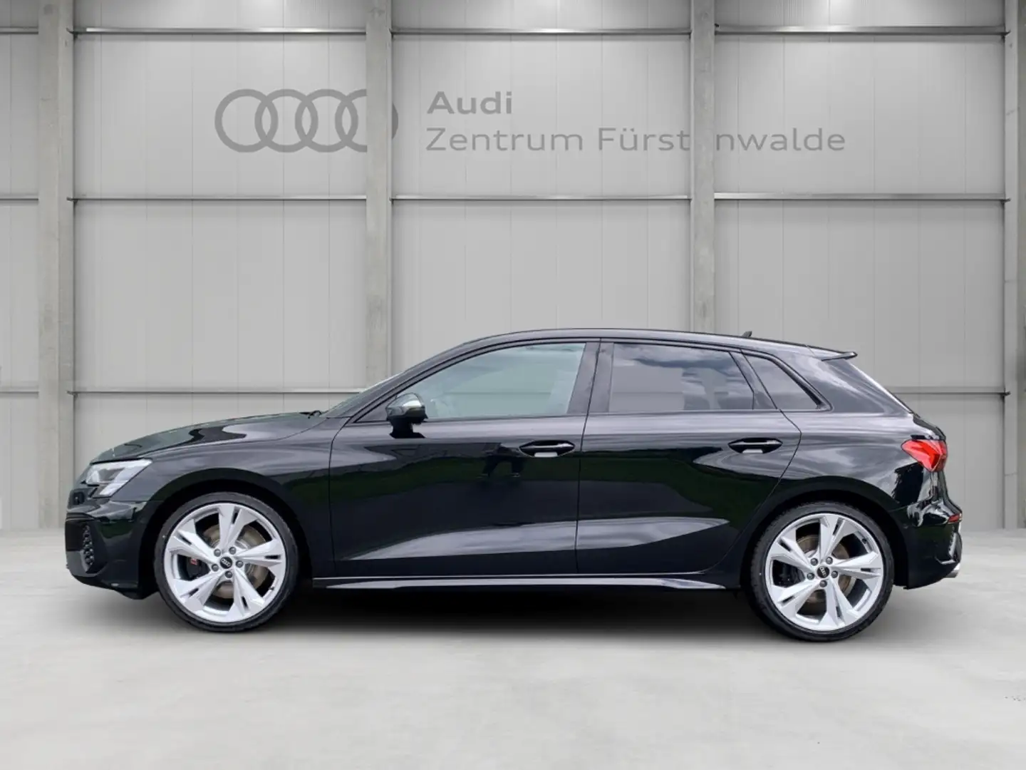 Audi S3 Sportback 2.0 TFSI S tronic quattro AD Navi Digita Schwarz - 2