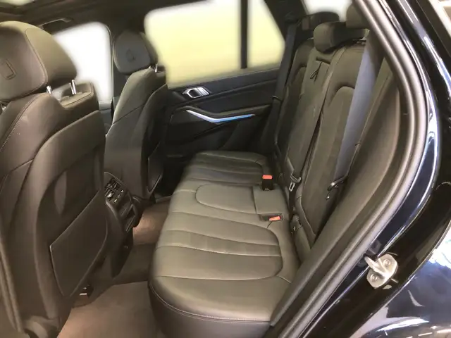 BMW X5 X5 view 5