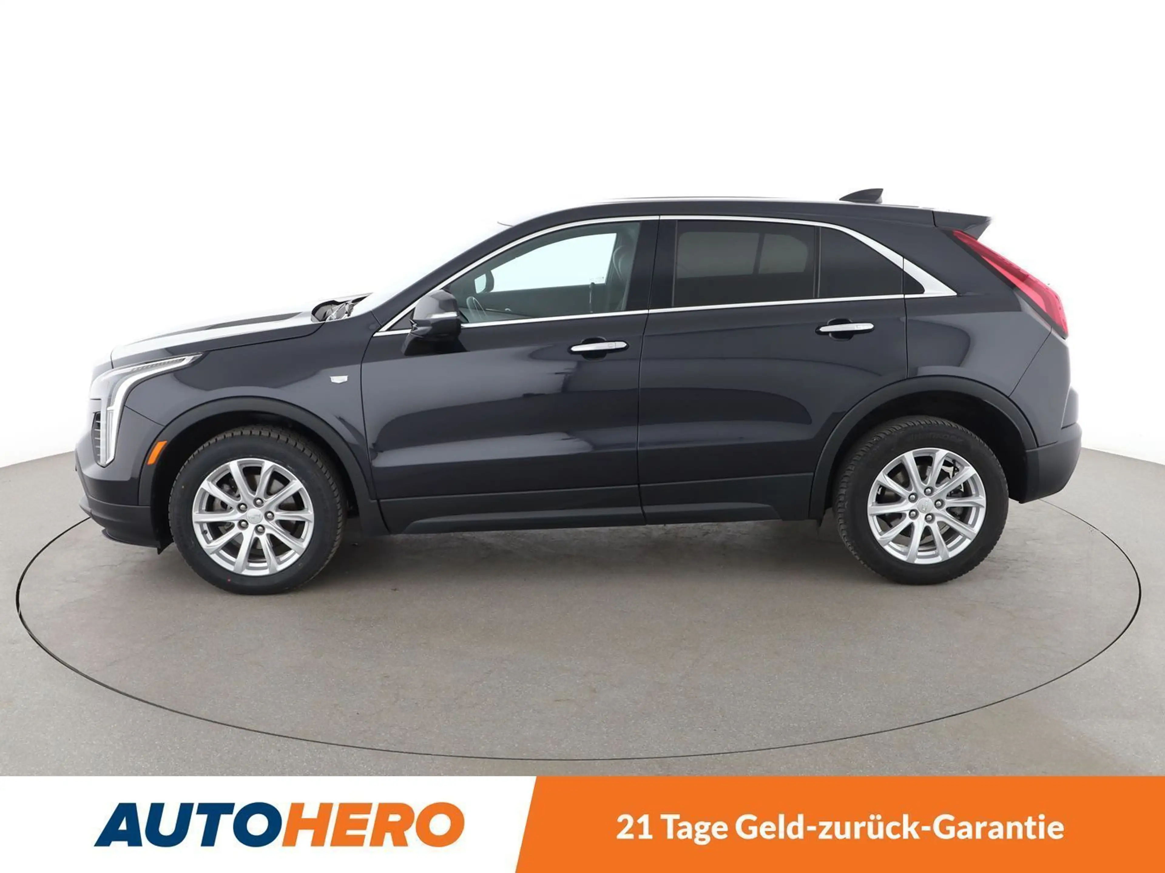 Cadillac XT4 350T Luxury AWD Aut*NAVI*TEMPO*CAM*PDC*SHZ* — photo 3