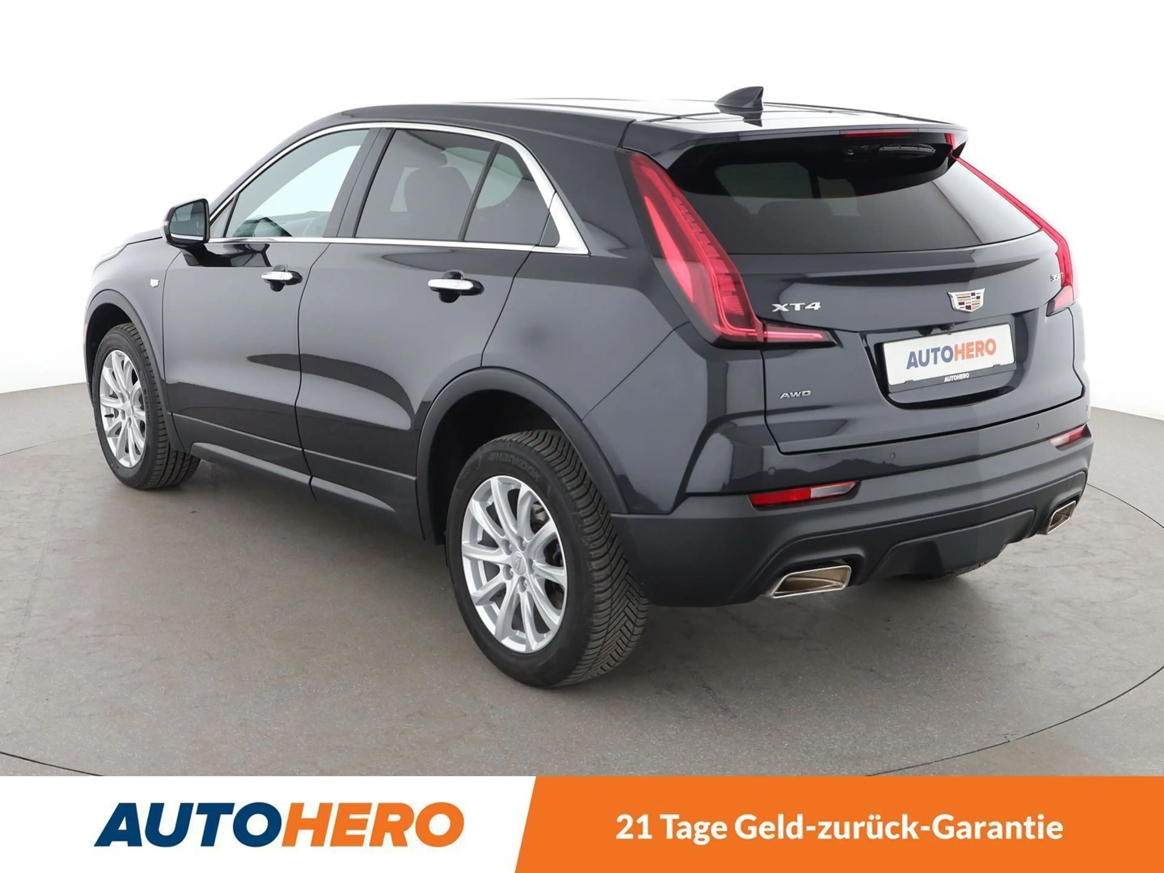 Cadillac XT4 350T Luxury AWD Aut*NAVI*TEMPO*CAM*PDC*SHZ* — photo 4