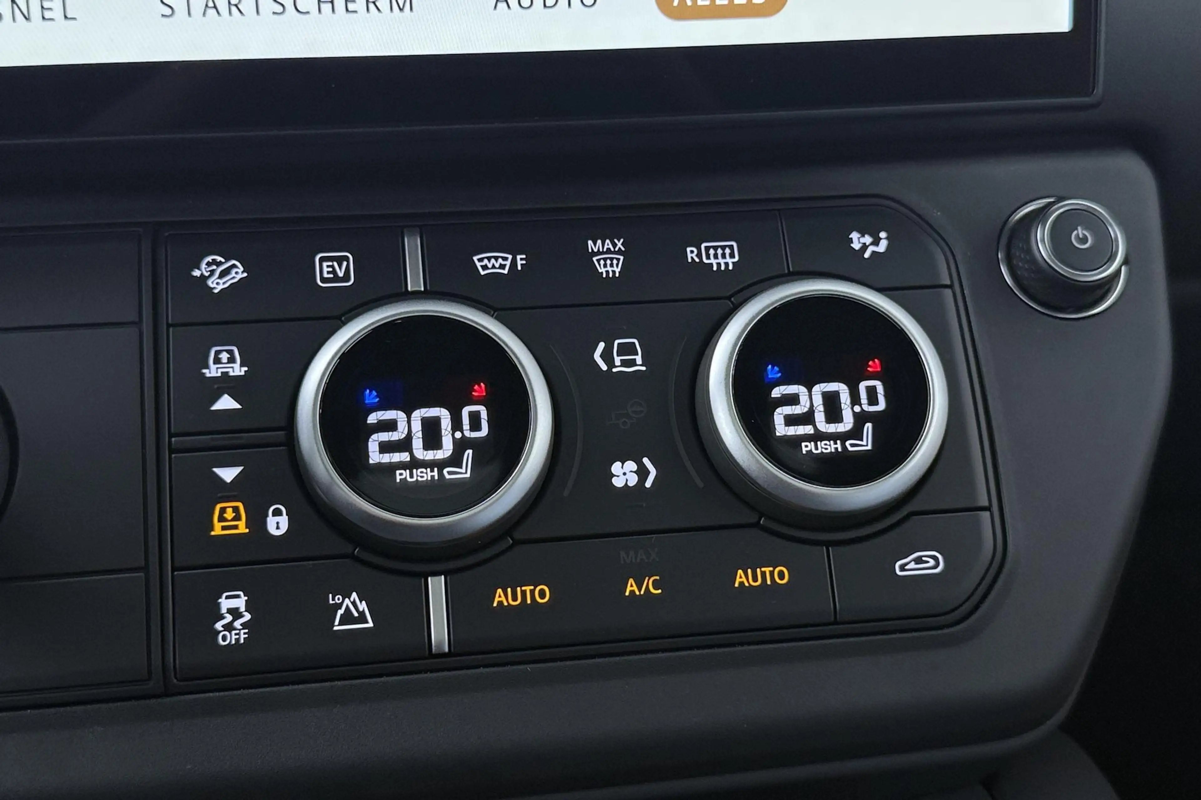 Land Rover Defender 2.0 P300e 110 X-Dynamic HSE | SATIN | Luchtvering — photo 37