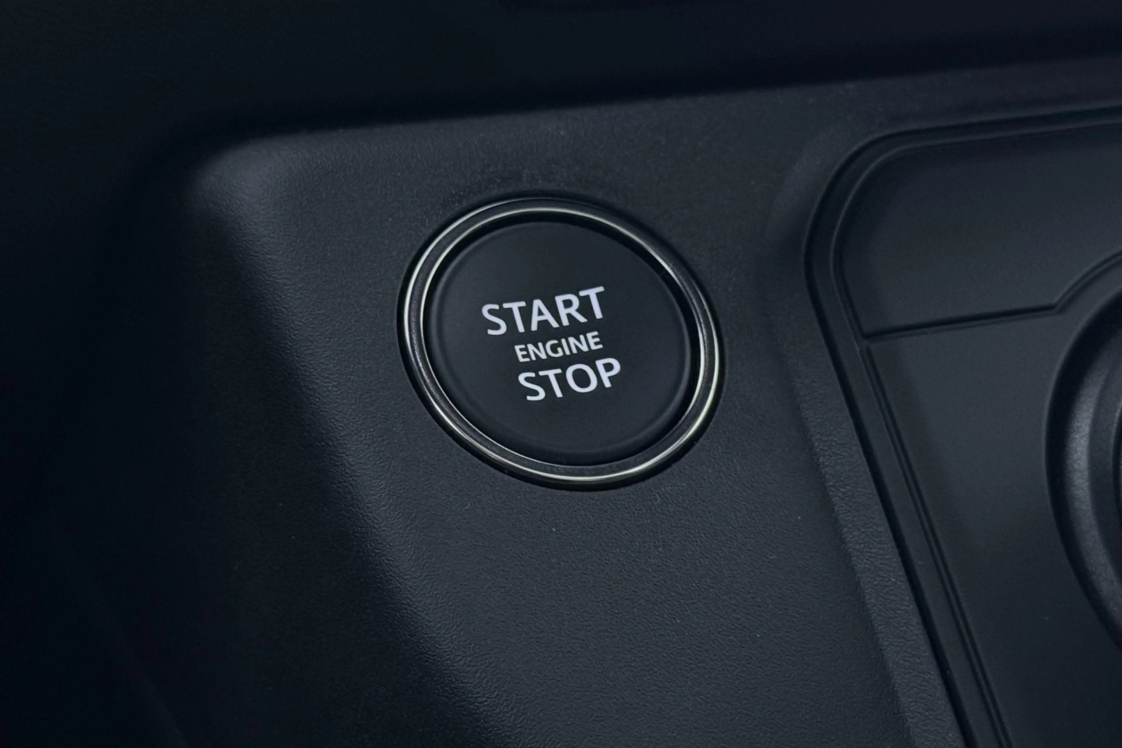Land Rover Defender 2.0 P300e 110 X-Dynamic HSE | SATIN | Luchtvering — photo 35