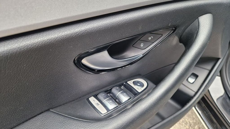 Mercedes-Benz E 200 d aut. AMG Line — photo 11