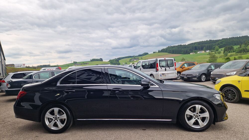 Mercedes-Benz E 200 d aut. AMG Line — photo 5