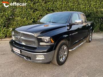 1500 5.7 HEMI LARAMIE GPL AUTOCARRO