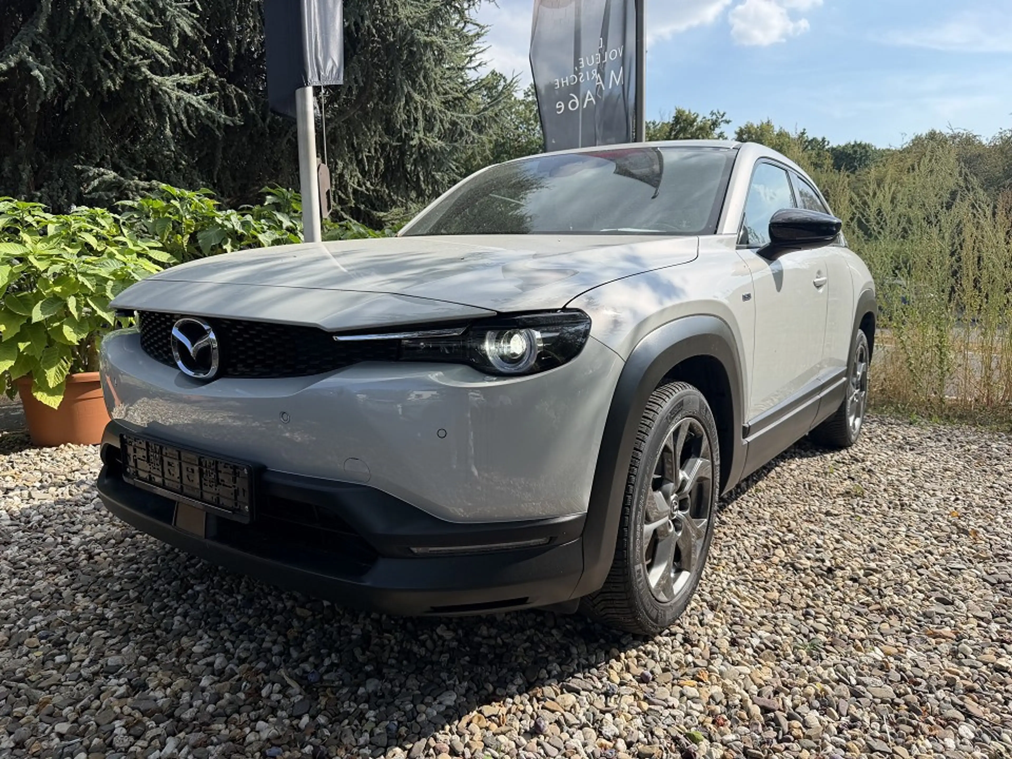 Mazda MX-30 35,5 kWh e-SKYACTIV EV ADVANTAGE MC