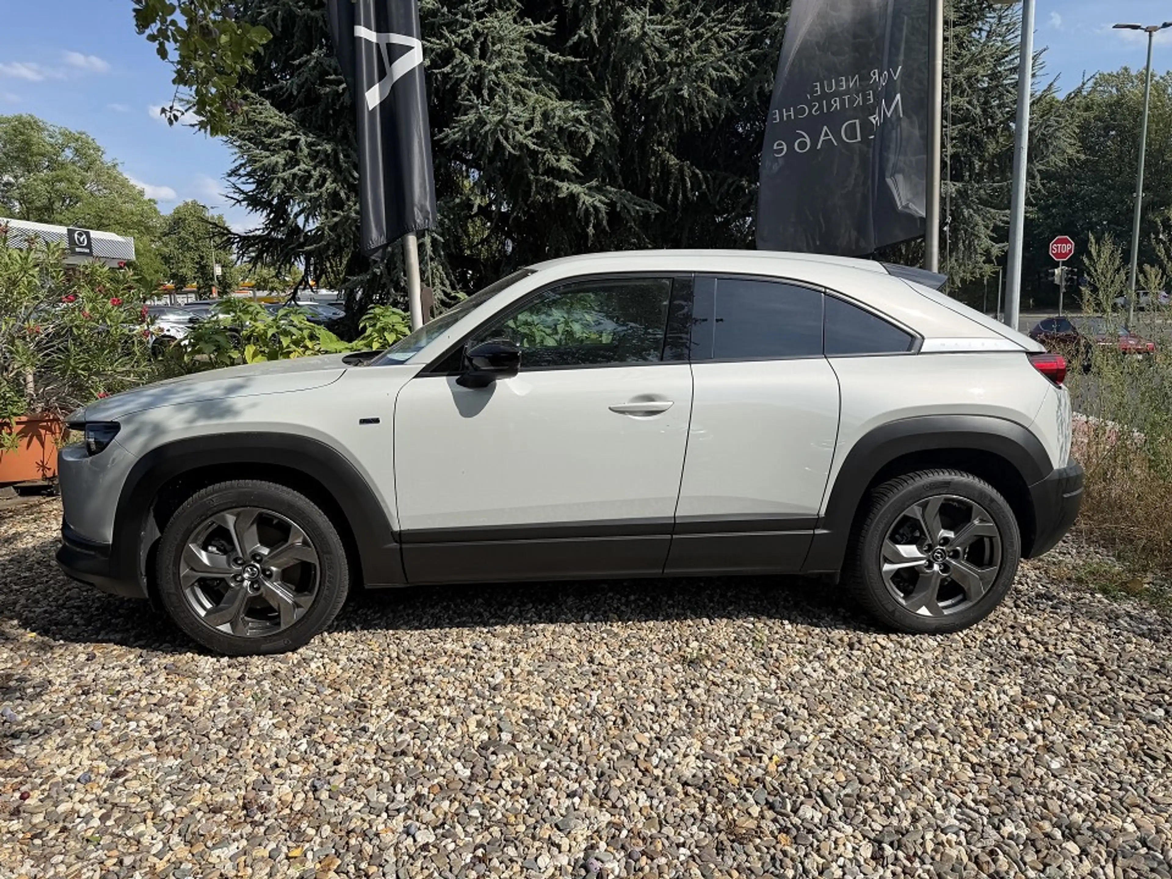 Mazda MX-30 35,5 kWh e-SKYACTIV EV ADVANTAGE MC — photo 3