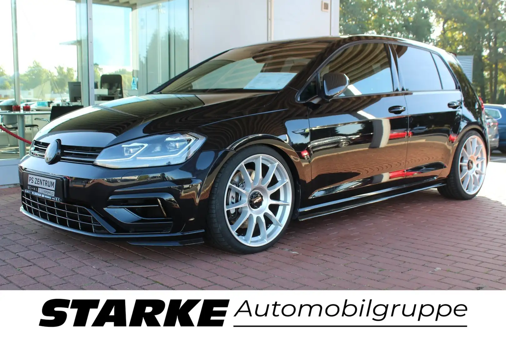 Volkswagen Golf R 2.0 TSI DSG 4M Black - 1