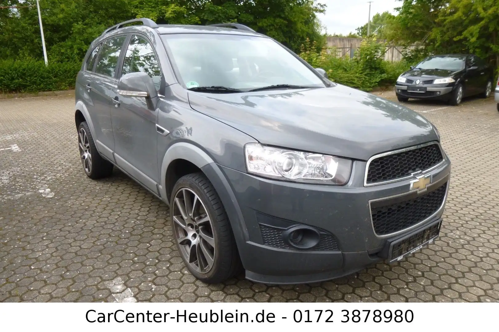 Chevrolet Captiva 2.4 LS 2WD Сірий - 1