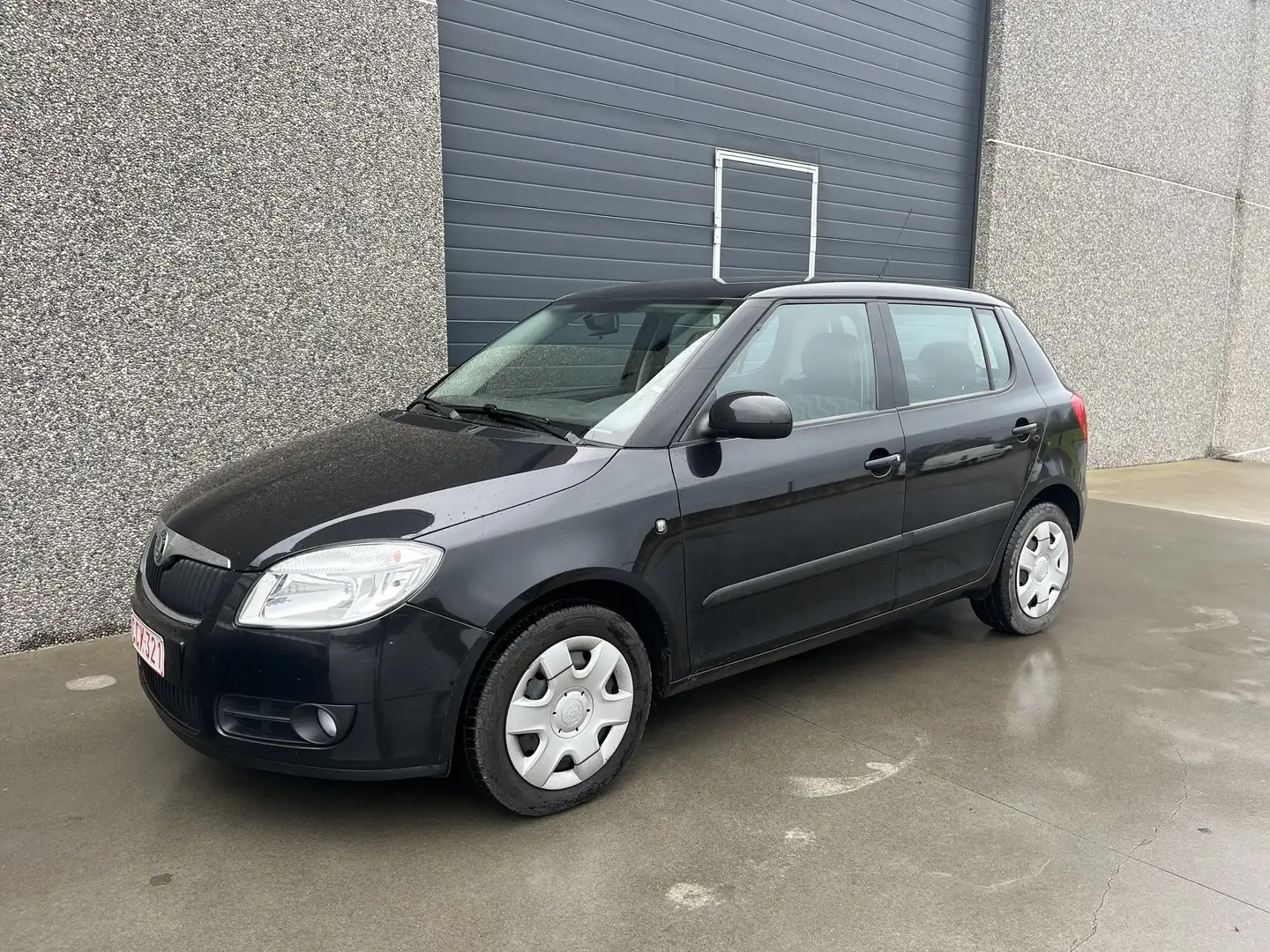 Skoda Fabia 1.4i Ambiente - 1ère main - Belge - Garantie Nero - 1